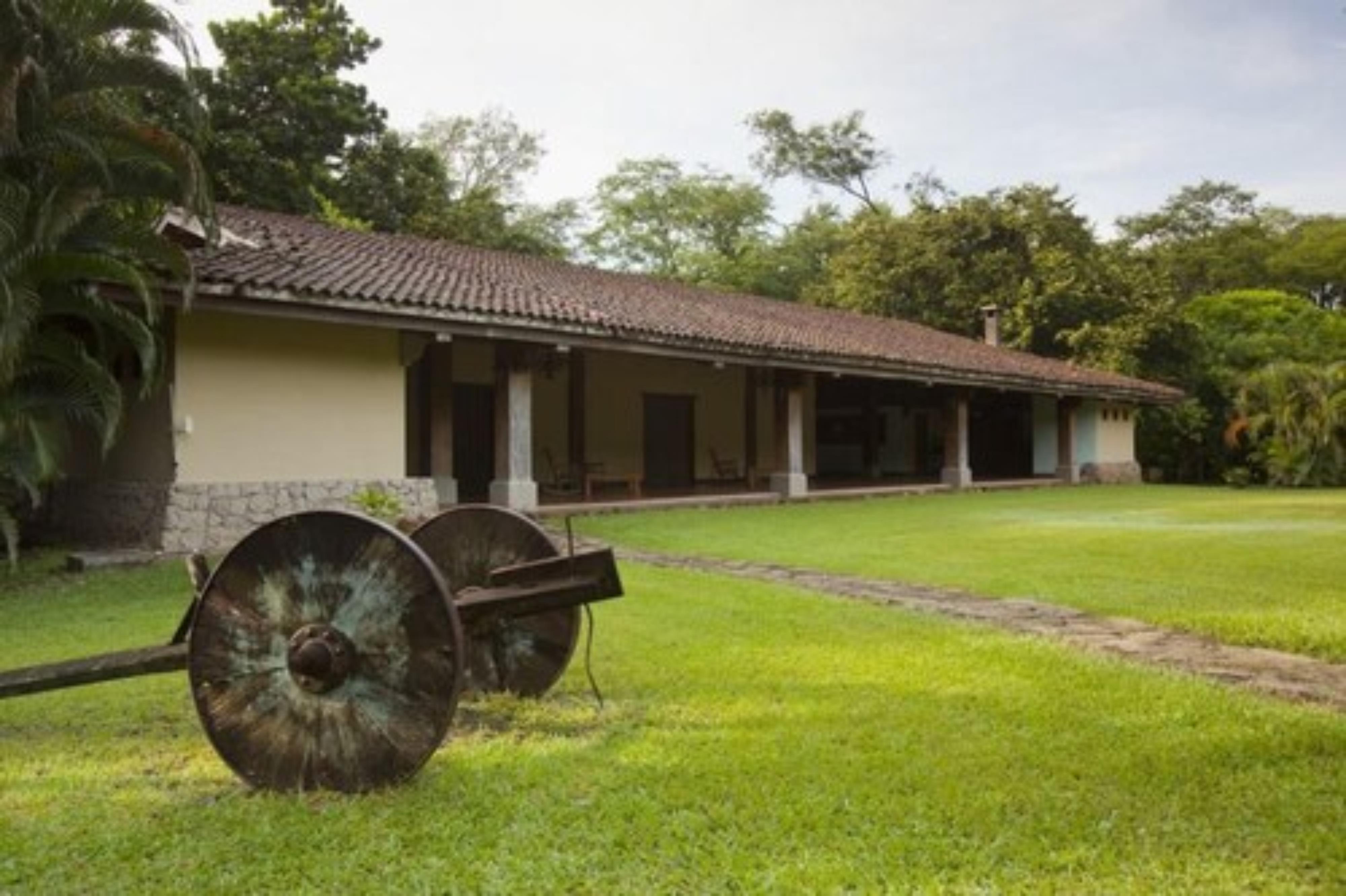 Hotel Hacienda La Pacifica Canas Exterior photo